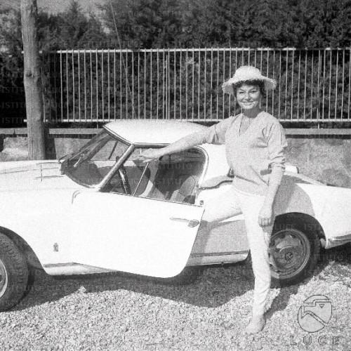 alfa romeo,actrice,histoire,chantal caprice,spider