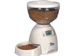 Gadgets pour animaux - Distributeur automatique de nourriture 