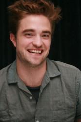 38 nouveaux portraits de Robert Pattinson au SDCC 2012