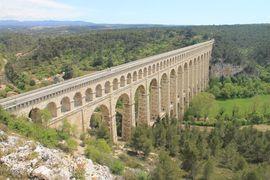 L’aqueduc de Roquefavour depuis Ventabren Aqueduc de Roquefavour