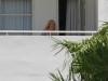 thumbs miami balcony 281629 Photos : Britney sur le balcon de son hôtel à Miami   27/07/2012