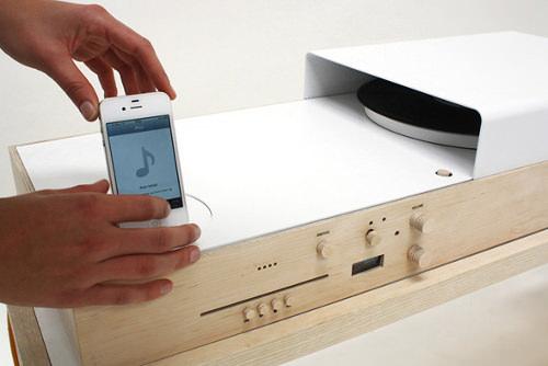 Keep On Turnin’ la platine d’intérieur par Valérie Hebel