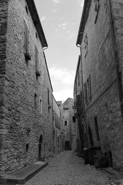 Les pieds dans les cordes, et la tête dans le ciel.