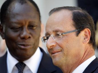 François Hollande et Alassane Ouattara au palais de l'Elysée, le 26 juillet 2012.