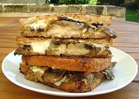 Grilled-Cheese-ou-Croque-aux-Champignons.JPG