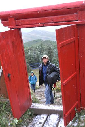 Jour 9 : Lait de jument et ascension à 2312 mètres
