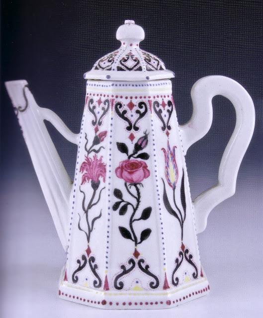 Porcelaines provenant de la manufacture Vezzi de Venise, vers 1725