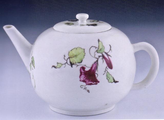 Porcelaines provenant de la manufacture Vezzi de Venise, vers 1725