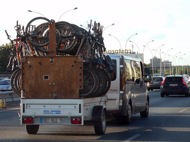 Transporter les vélos en voiture