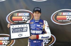 chase elliott pole nknps east langley 062312 300x195 K&N Pro Series: Chase Elliott compte signer la passe de deux