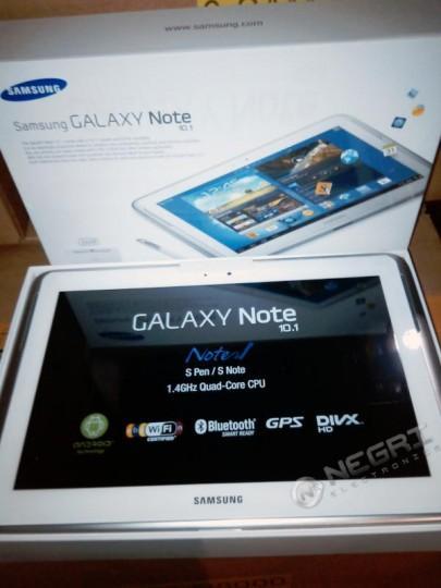 AzU69jZCMAAqw74 La Samsung Galaxy Note 10.1 déjà disponible