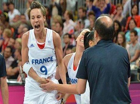 Celine-DUMERC--France-_vs.-Grande-Bretagne_AFP.jpg