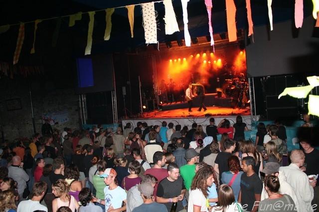 Alek et les Japonaises,Balimurphy, Corbillard,Cosy Nest,Driving Dead Girl, Hudson,Insiders,Kawa Dub Band, KermesZ à l'Est,Primitiv,Romano Nervoso, Skating Teenagers,The Moon Invaders, Von Durden,Ze Middle Klass,DJ Mr.SkuT, DJ Burundi Black,DJ Vastapan 