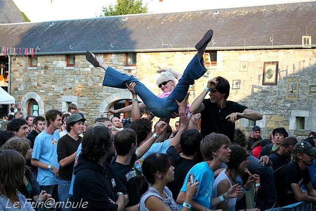 Alek et les Japonaises,Balimurphy, Corbillard,Cosy Nest,Driving Dead Girl, Hudson,Insiders,Kawa Dub Band, KermesZ à l'Est,Primitiv,Romano Nervoso, Skating Teenagers,The Moon Invaders, Von Durden,Ze Middle Klass,DJ Mr.SkuT, DJ Burundi Black,DJ Vastapan 