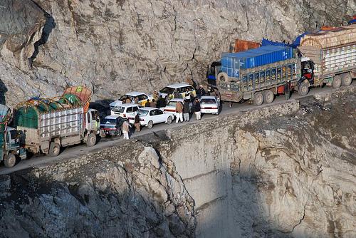 L'autoroute de Kaboul à Jalalabad, Afghanistan