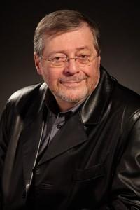 André Vanasse : Il y a si peu d’argent disponible, presque plus de subventions, alors pour les petits éditeurs, c’est comme du missionnariat !