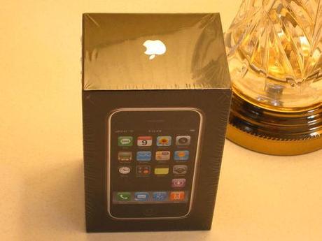 Un iPhone à 10 000 dollars