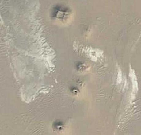 Des pyramides découvertes grâce à Google Earth ?