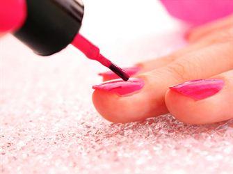 Vernis à ongles = danger?