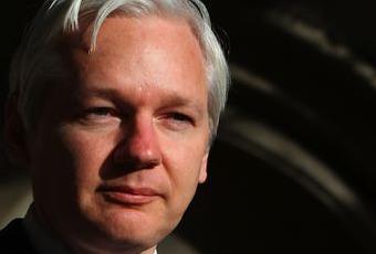 Wikileaks-Assange : Les “Bobbies” anglais devant l'Ambassade de l'Equateur  (photos+direct-live) - Paperblog