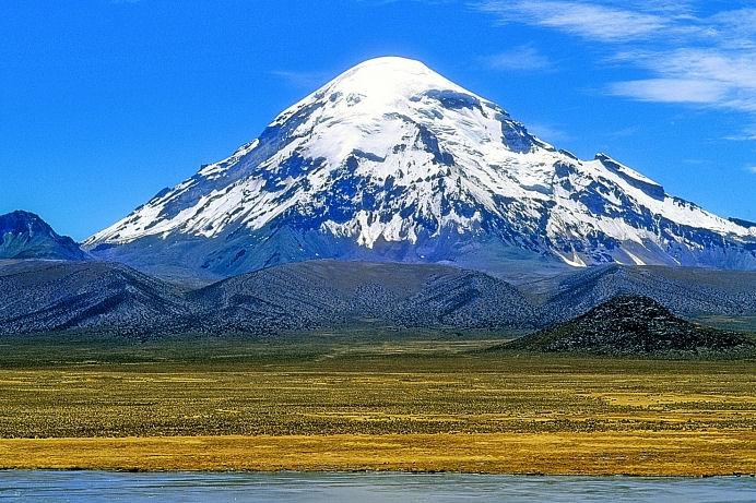 La Bolivie irradiante et volcanique