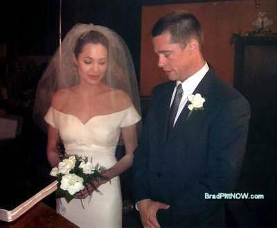 Mariage Angelina Jolie et Brad Pitt wedding Angelina Jolie et Brad Pitt wedding dress 