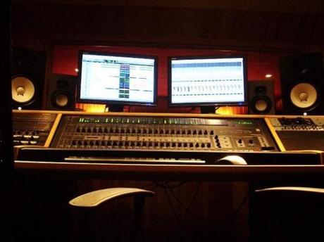 studio evertone marseille florent krist studio alienvisits 