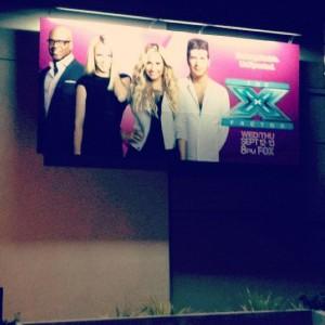 britney spears x factor billboard 300x300 X Factor : Nouvelle photo + panneau publicitaire