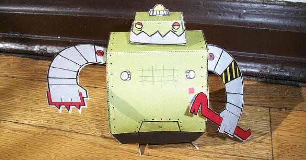 Blog_Paper_Toy_papertoy_ExtortionBot_LouLou_and_Tummie