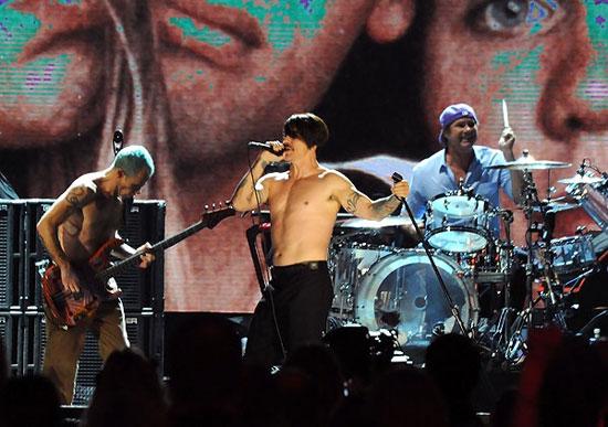 red-hot-chili-peppers-prague
