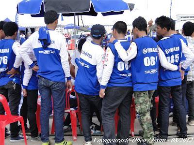 Thaïlande : Yamaha et les petits loulous [HD]