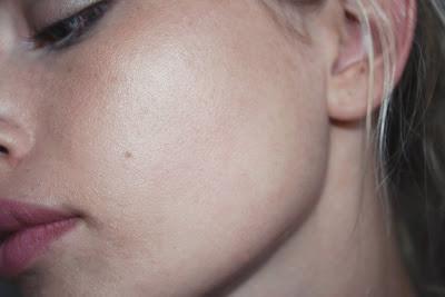Un Maquillage léger & lumineux, parfait pour ... Un Maquillage léger & lumineux, parfait pour ...