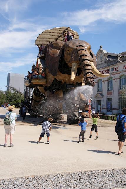 Le Grand Eléphant