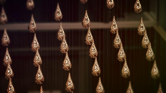 Une pluie d’or à l’aéroport de Singapour