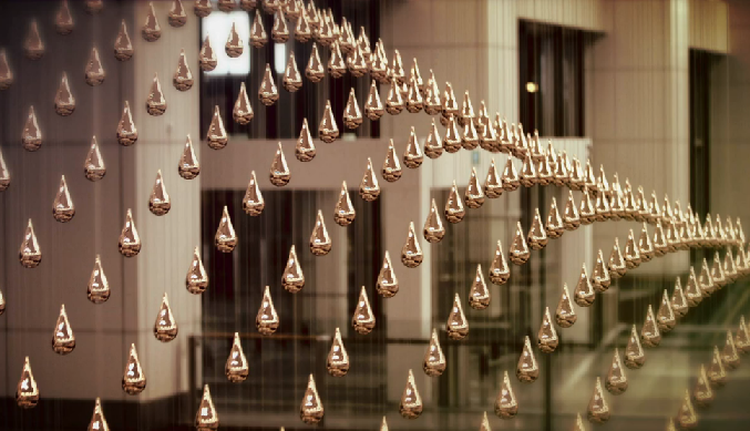 Une pluie d’or à l’aéroport de Singapour