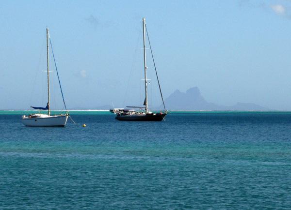 CNI 18 Bora Bora