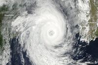 Isaac, transformé en ouragan, déferle sur la Louisiane