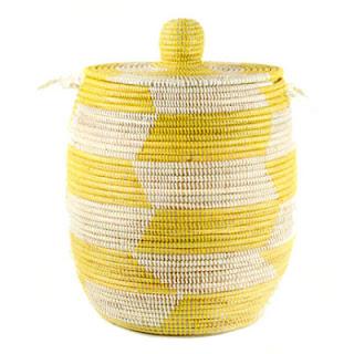 Panier fait à la main