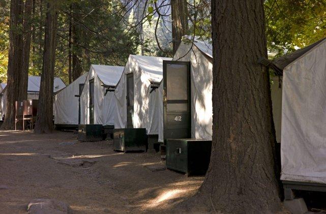 Voici les tentes dans lesquelles les visiteurs du... (Photo: Ben Margot, AP)