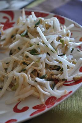 Salade de fèves germées de Kim Thúy