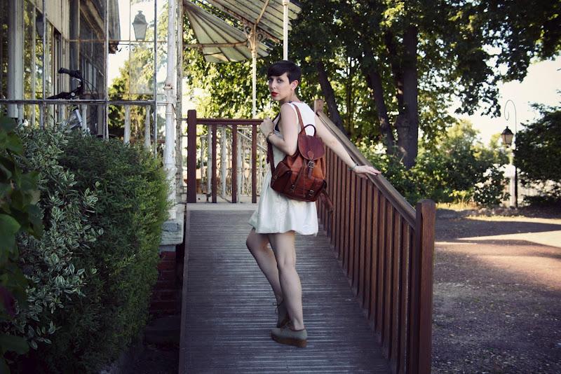 # Le Prieuré de Conflans et ses péniches #