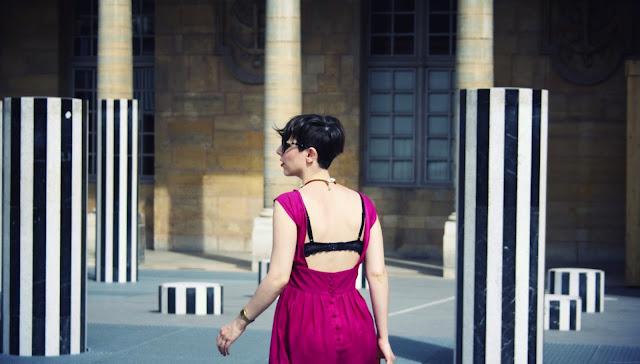 # Du fuchsia et des colonnes #