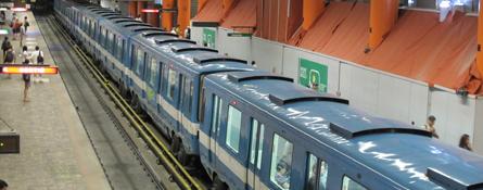 Tombé sur les rails du métro Un homme secouru in extremis