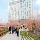 L’hôtel Standard enjambe le parc de la High Line, à New York.