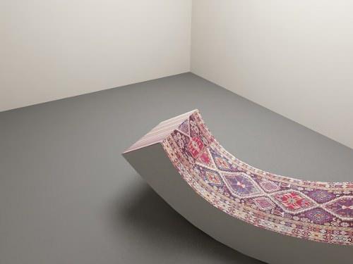 Réinterpréter sa culture, les tapis par Faig Ahmed