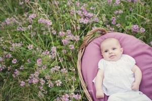 Margot : séance photos de bébé en pleine nature, Issy les Moulineaux (92)
