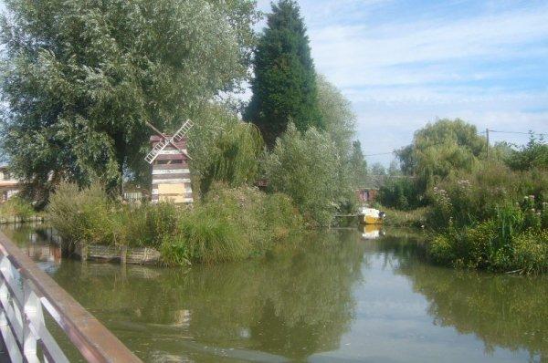 Promenade en bateau dans le marais audomarois (partie 1)