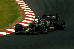 Elio de Angelis im Lotus Renault 1985 08 02 300x198 F1, GP de Monza / Rétro: Qualif à Monza 1984, Elio de Angelis sur Lotus