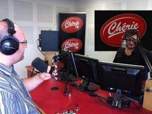 Chérie FM : la seule radio nationale avec une matinale 100% locale