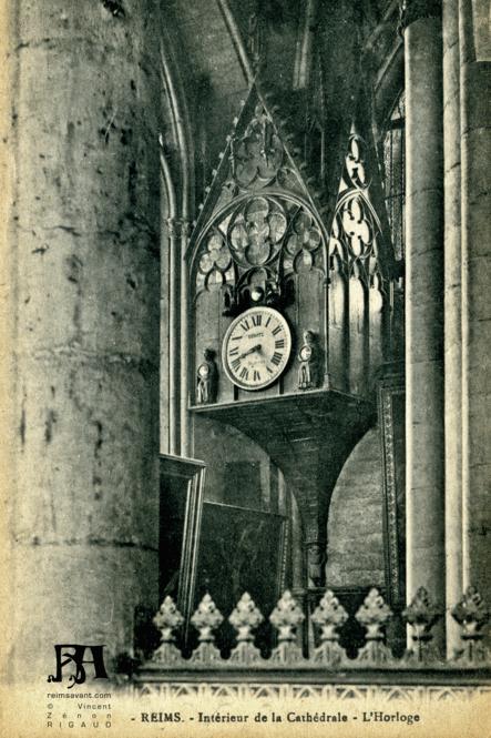 L'horloge astronomique de la cathédrale, 8h40, date inconnue...